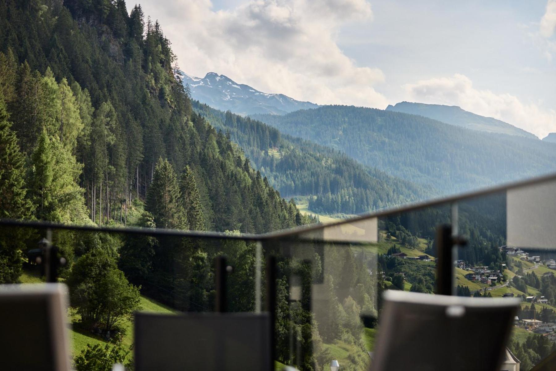 Das Luxurioese Chalet-Apartment In Der Residenz Silvretta - Inklusive Silvretta Card Premium See Exteriör bild